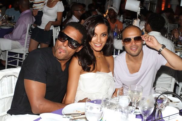 Who is selita ebanks dating currently